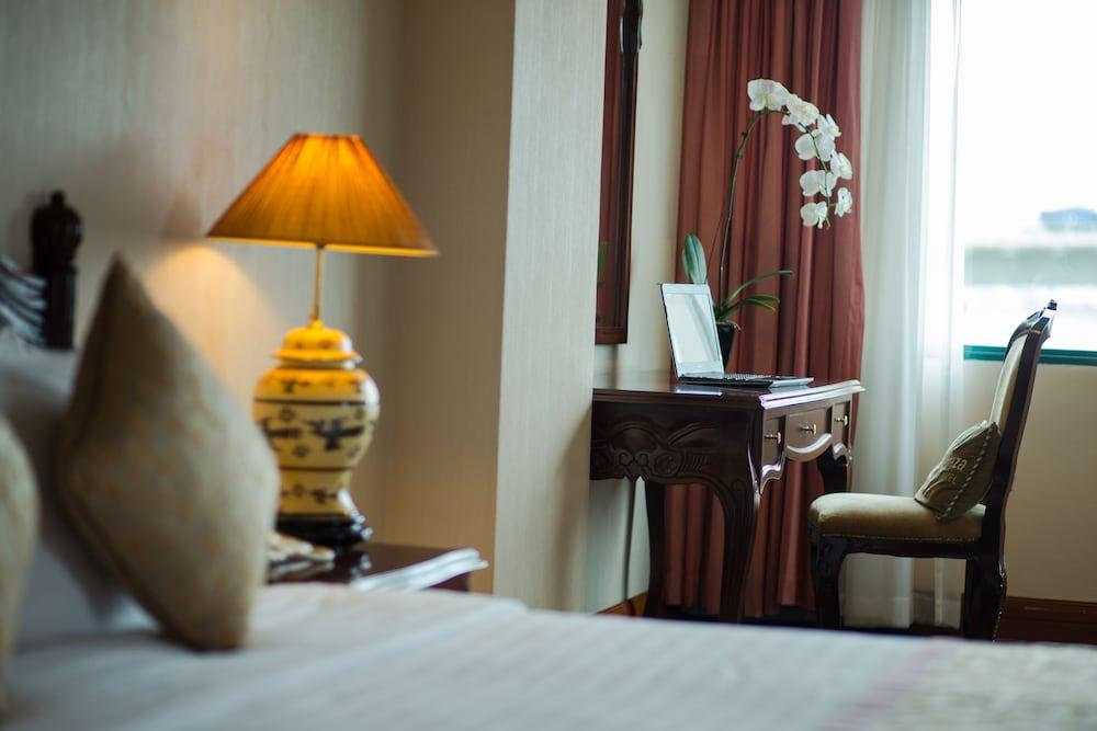 ฮาลอง พลาซา โฮเต็ล Hotel ภายนอก รูปภาพ