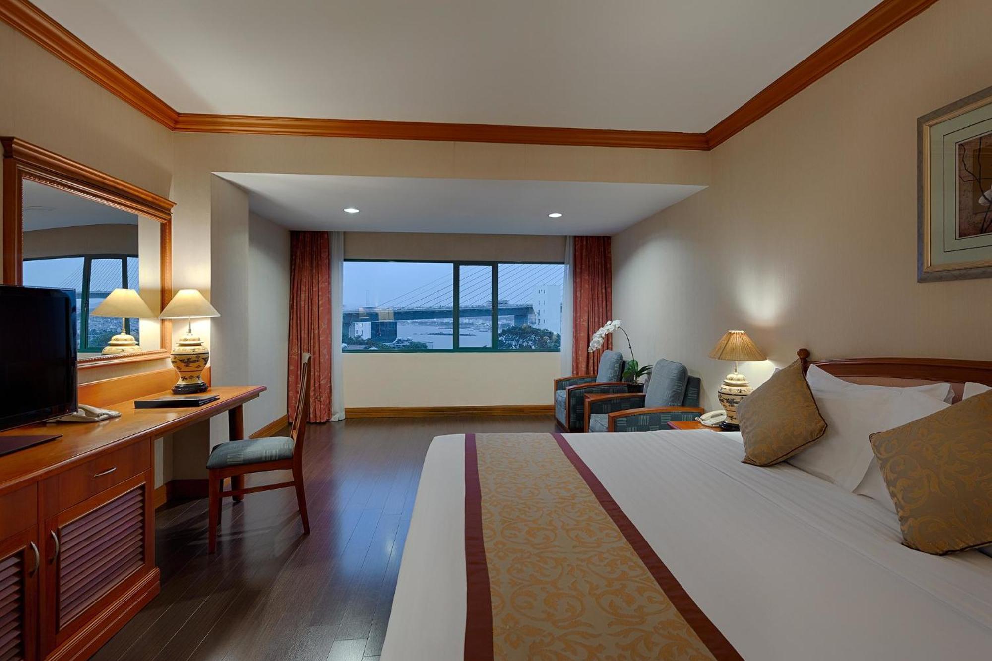 ฮาลอง พลาซา โฮเต็ล Hotel ภายนอก รูปภาพ