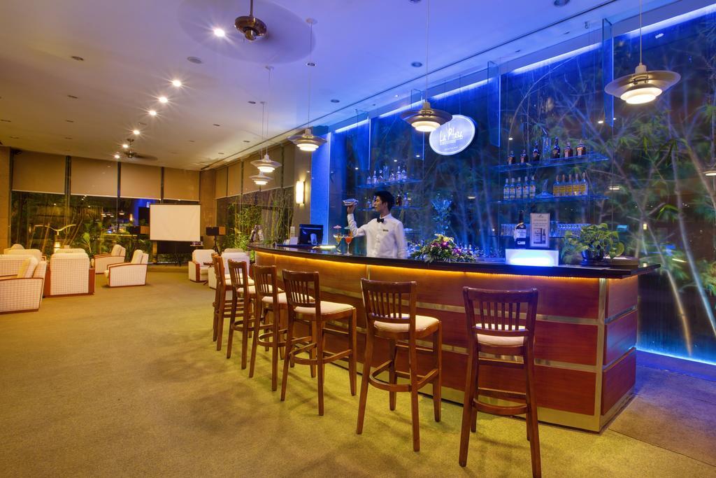 ฮาลอง พลาซา โฮเต็ล Hotel ภายนอก รูปภาพ