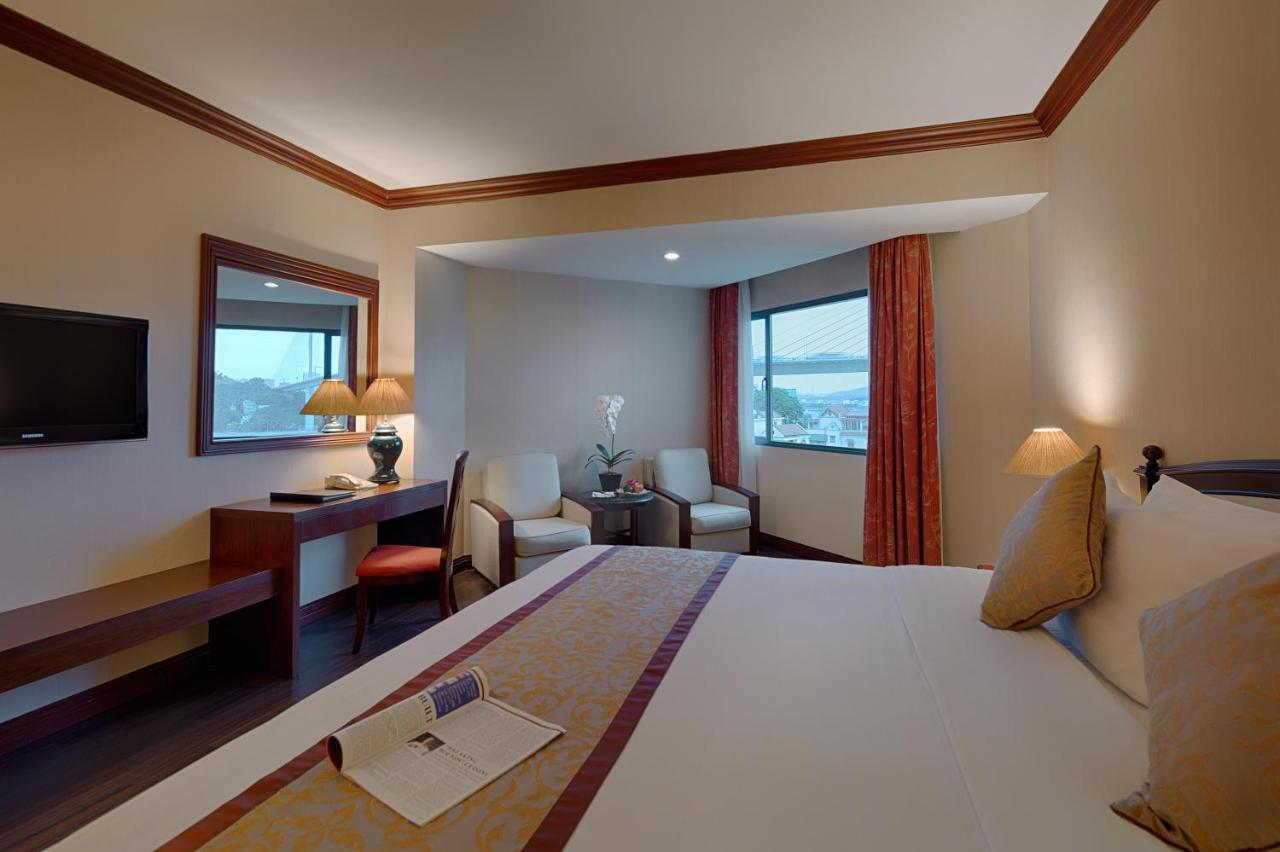 ฮาลอง พลาซา โฮเต็ล Hotel ภายนอก รูปภาพ