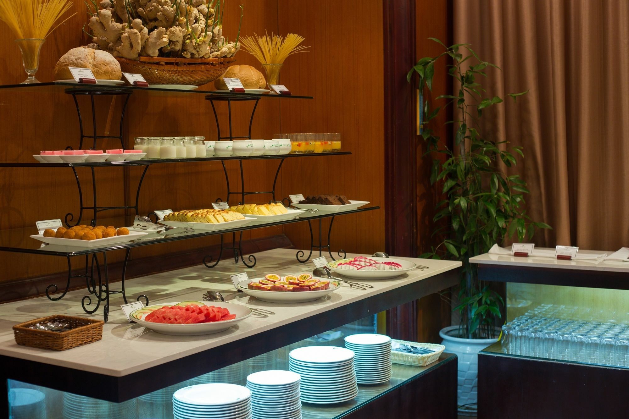 ฮาลอง พลาซา โฮเต็ล Hotel ภายนอก รูปภาพ